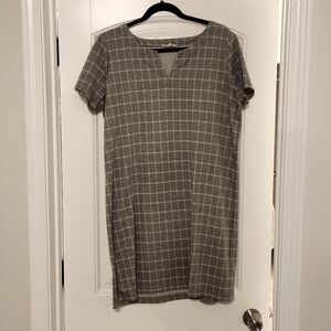 Jane and Delancey Gray and White Dress Large